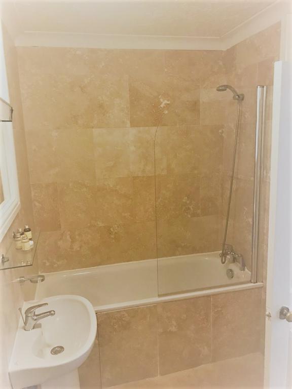 מואלפרה Ty Dderw Country Inn מראה חיצוני תמונה