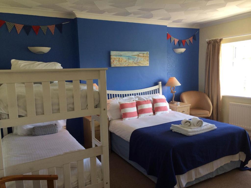מואלפרה Ty Dderw Country Inn מראה חיצוני תמונה